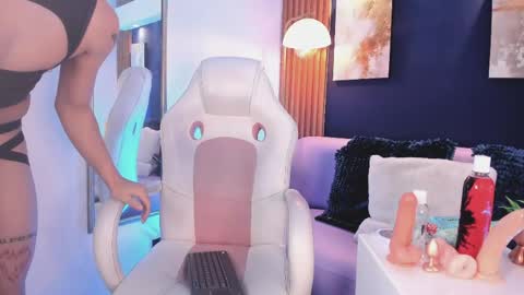 Snapshot of connor_kings chatting on June 7, 2026, 8:01 pm Connor online show from June 7, 2026, 8:01 pm