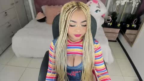 Snapshot of conny_curly chatting on February 15, 2026, 9:41 am Conny online show from February 15, 2026, 9:41 am