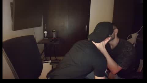 Snapshot of conradgrayson78 chatting on November 8, 2025, 1:39 am conradgrayson78 leonandresough online show from November 8, 2025, 1:39 am