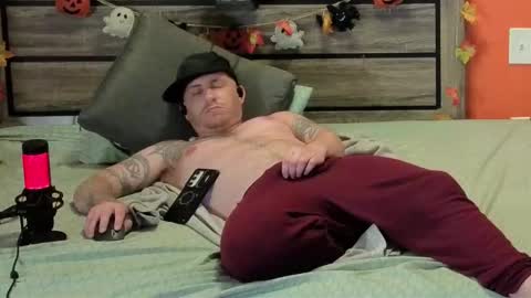  only fans and more online show from October 25, 2025, 2:35 pm