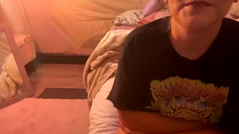 Snapshot of coochiechakrahealer chatting on December 2, 2024, 10:28 am coochiechakrahealer online show from December 2, 2024, 10:28 am