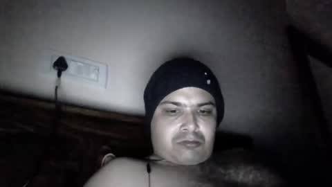 Cool Breeze09 online show from January 16, 2025, 6:06 pm