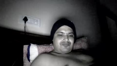 Cool Breeze09 online show from February 3, 2025, 6:07 pm