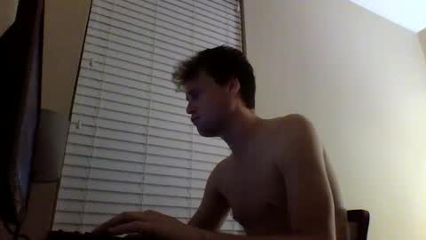 Snapshot of cooldude122222 chatting on January 31, 2025, 4:47 am cooldude122222 online show from January 31, 2025, 4:47 am