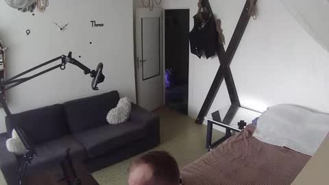 Coolfoolpair online show from January 10, 2026, 12:51 pm