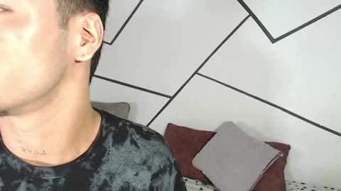 Snapshot of cooper_shiro chatting on May 2, 2026, 7:30 pm shiro online show from May 2, 2026, 7:30 pm