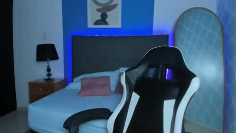  CORA  online show from October 4, 2025, 1:09 pm