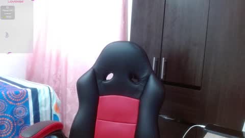 Snapshot of coraline_garcia chatting on December 4, 2024, 5:00 pm coraline garcia online show from December 4, 2024, 5:00 pm