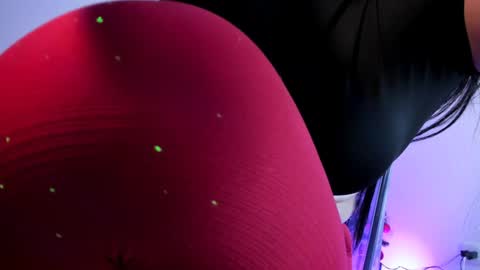 Snapshot of coralinekam1 chatting on December 22, 2024, 8:03 pm Coralinekam1 online show from December 22, 2024, 8:03 pm