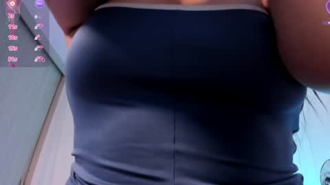 Snapshot of coralinekam1 chatting on January 15, 2025, 4:11 pm Coralinekam1 online show from January 15, 2025, 4:11 pm