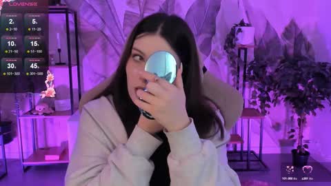 little girl who is always right or Coraline online show from September 13, 2025, 5:29 am
