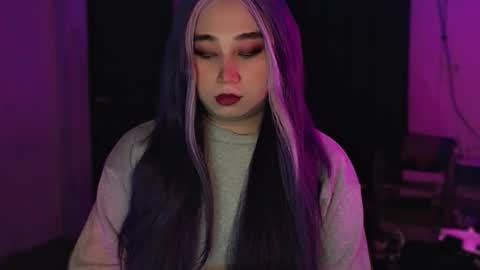 corefinder_xx online show from October 18, 2025, 4:19 pm