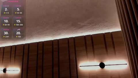 corinabrown_ online show from September 24, 2025, 11:35 am