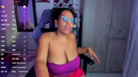 corina online show from November 12, 2025, 2:12 am