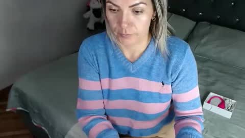 Snapshot of corinnasex chatting on March 10, 2026, 9:20 pm corinnasex online show from March 10, 2026, 9:20 pm