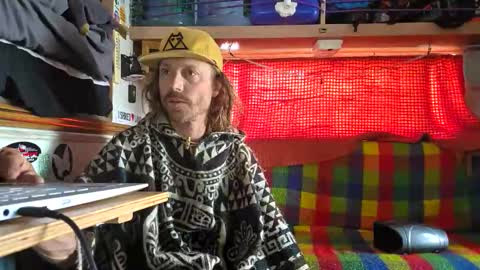 Snapshot of cosmic_eros_ chatting on May 14, 2026, 4:25 pm Eros online show from May 14, 2026, 4:25 pm