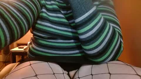 cosmicjones88 online show from December 25, 2024, 11:11 am