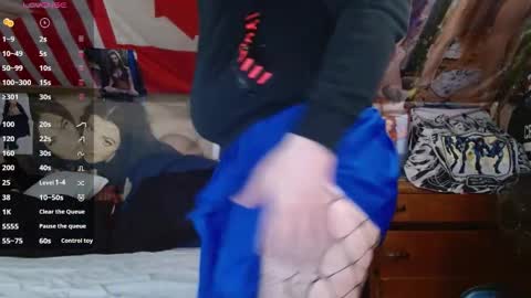 cosmicjones88 online show from November 4, 2025, 12:37 pm