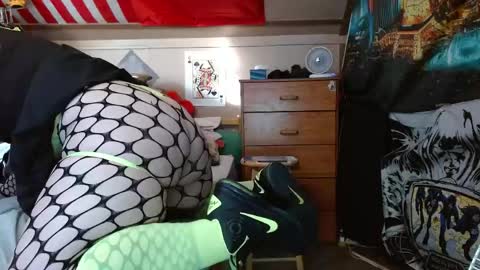Snapshot of cosmicjones88 chatting on April 22, 2026, 11:45 am cosmicjones88 online show from April 22, 2026, 11:45 am