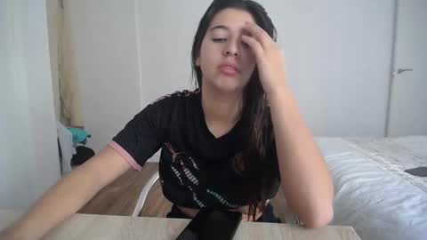 Snapshot of costantine_helena24 chatting on December 16, 2024, 12:38 pm costantine helena24 online show from December 16, 2024, 12:38 pm