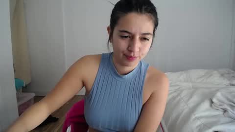 Snapshot of costantine_helena24 chatting on January 6, 2025, 1:41 pm costantine helena24 online show from January 6, 2025, 1:41 pm