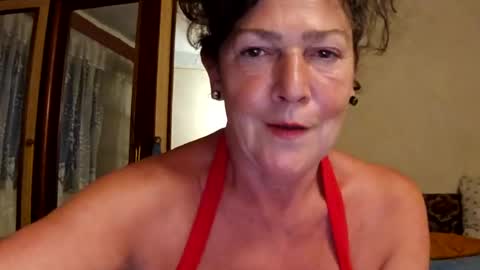 Snapshot of cougarcofee chatting on July 17, 2026, 8:24 pm cougarcofee online show from July 17, 2026, 8:24 pm