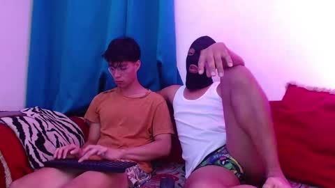 Couple hotFD online show from March 6, 2026, 4:42 am