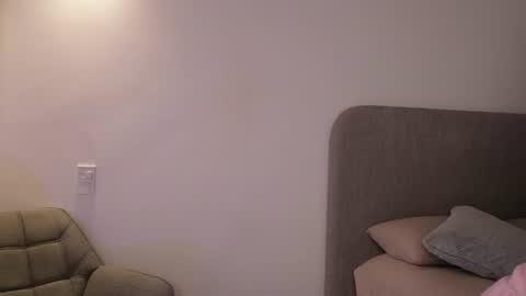 Snapshot of couple_of_your_dreams_ chatting on June 20, 2026, 11:13 am Kay online show from June 20, 2026, 11:13 am