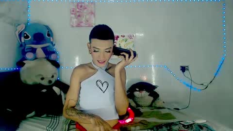 Snapshot of couple_sweet1016 chatting on October 4, 2025, 9:57 pm ALEXA KIM online show from October 4, 2025, 9:57 pm