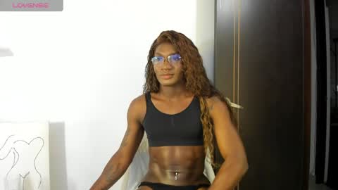 coupleblack_24 online show from May 5, 2026, 10:51 pm