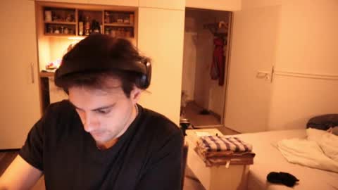 coupleforyou23 online show from February 11, 2025, 9:56 pm