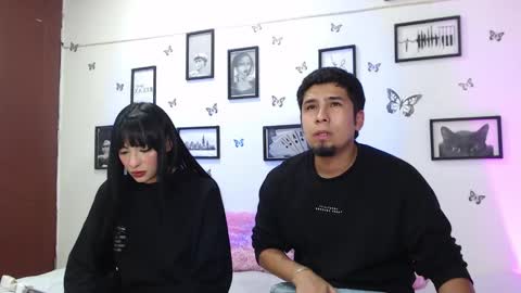 Snapshot of coupsextop chatting on March 9, 2025, 4:38 am Juli and Liam online show from March 9, 2025, 4:38 am