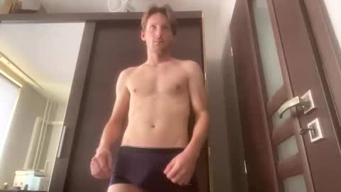 Snapshot of cowen_24 chatting on June 4, 2026, 9:15 am cowen_24 online show from June 4, 2026, 9:15 am