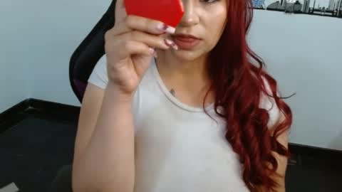 cozy_kitty online show from April 21, 2026, 2:51 am