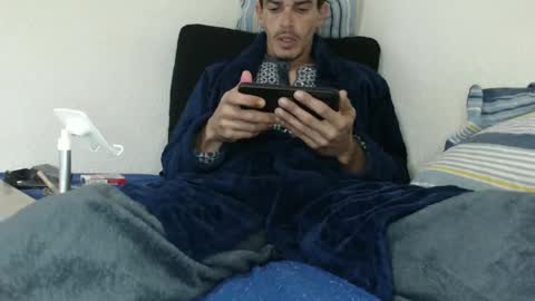 Snapshot of cr7ofcock chatting on December 27, 2024, 9:00 pm cr7ofcock online show from December 27, 2024, 9:00 pm