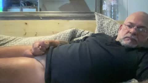 crapaud75018 online show from September 13, 2025, 5:51 am