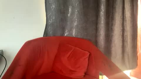 Snapshot of crave_meslowly chatting on February 8, 2026, 2:20 pm Taliee online show from February 8, 2026, 2:20 pm
