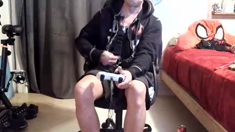 Snapshot of crazy4feetmanic chatting on February 12, 2026, 5:13 am drbucknaked online show from February 12, 2026, 5:13 am