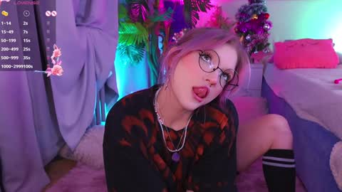 Sonya online show from December 28, 2024, 10:23 pm