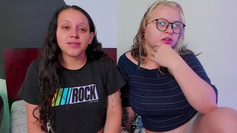 Snapshot of crazy_cakes_ chatting on December 7, 2024, 3:30 pm Lexie  Rose  online show from December 7, 2024, 3:30 pm