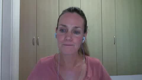 Anny online show from February 26, 2025, 10:09 pm