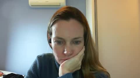 Anny online show from September 24, 2025, 4:10 pm