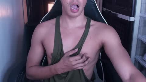 Snapshot of crazyasiancum chatting on January 31, 2025, 4:47 am Zion online show from January 31, 2025, 4:47 am