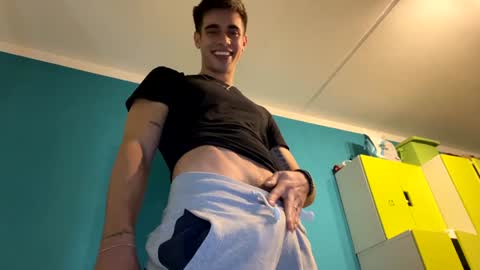 crazydickboy3 online show from December 18, 2024, 9:14 am