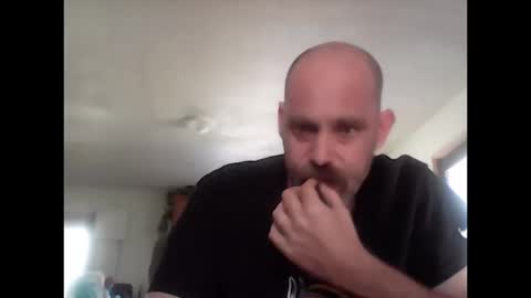 crazyheratic8 online show from October 19, 2025, 8:42 pm