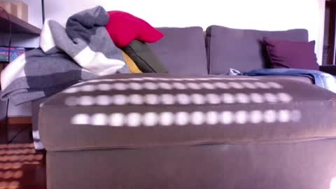 crazymilfss online show from December 8, 2024, 12:08 pm