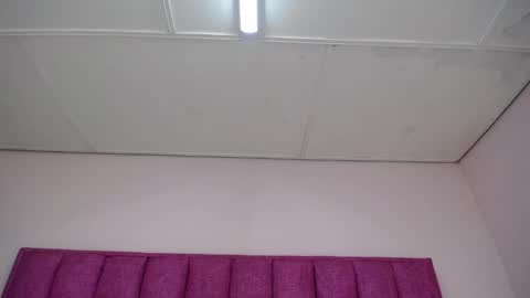 diosalinda online show from October 24, 2025, 1:24 am