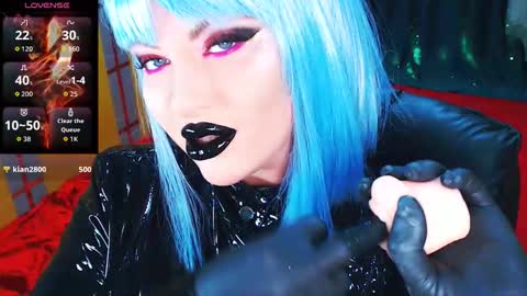 Roxy online show from February 4, 2026, 3:18 pm