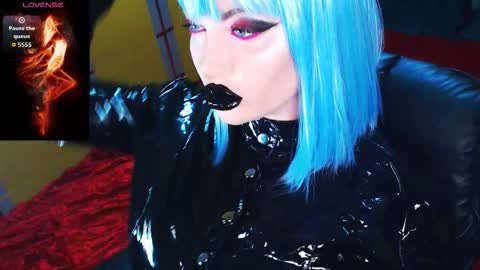 Roxy online show from February 25, 2026, 2:16 pm