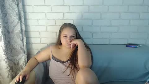 Crazyy Girl  online show from January 20, 2025, 4:45 pm